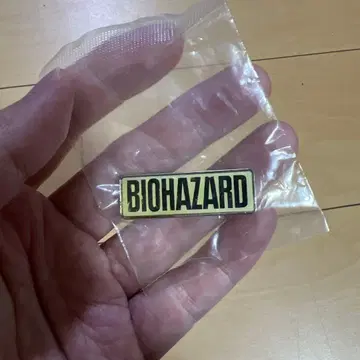 캡콤 대전 바이오하자드 BIOHAZARD 로고 핀 배지 1점