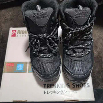 Alpine Design 트레킹 슈즈 블랙