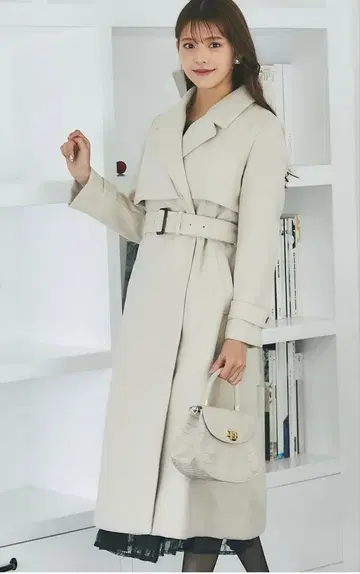 tocco closet 벨트 포함 요크 디자인 롱 코트