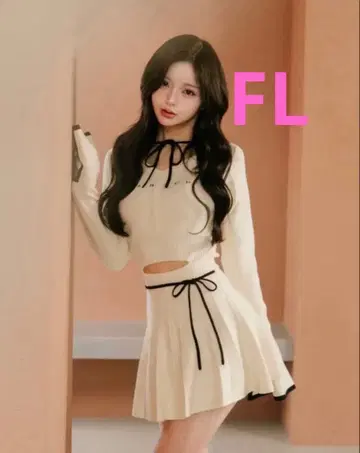 다리치 허리 오픈 리본 디자인 니트 미니 원피스