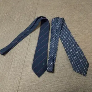 네이비 스트라이프 도트 넥타이