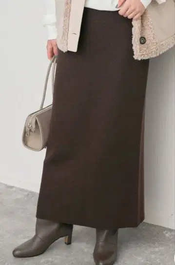 [ Spick & Span ] 밀라노 리브 니트 스커트 브라운