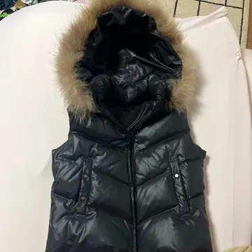 UNTITLED 다운 베스트