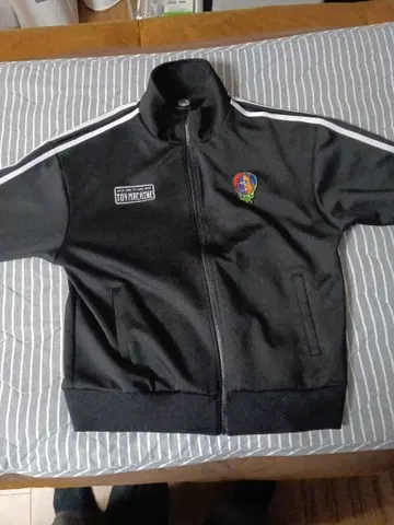 블랙 집업 자켓