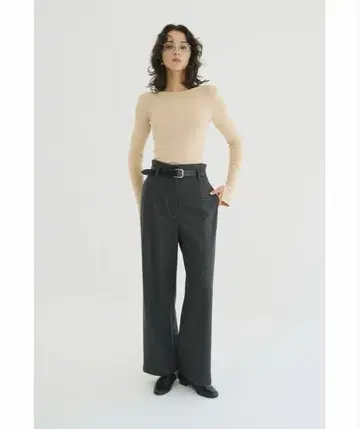 클라네 HIGH WAIST WIDE PANTS 새상품