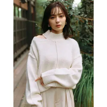 anuans 원숄더 디자인 니트 풀오버 IVORY