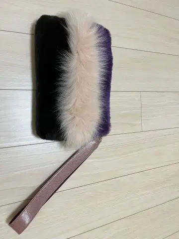 PINKY&DIANNE 퍼 클러치백