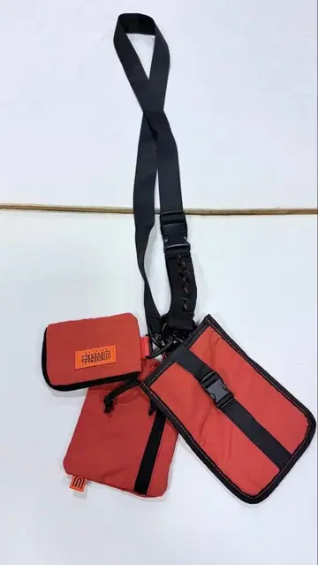 Universal overall 멀티 파우치