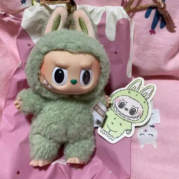 POP MART Exciting Macaron 그린 컬러 캐릭터