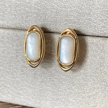 새상품급 아가트 화이트쉘 k10 귀걸이