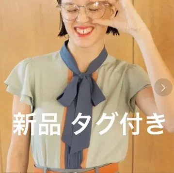 [ 새상품 ] redyazel 프렌치 소매 블라우스 반팔 택 포함