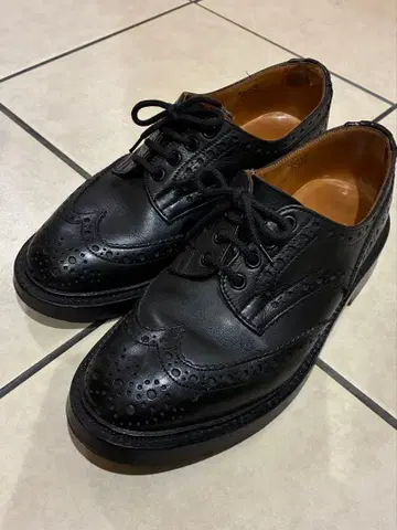 트리커스 윙 팁 슈즈 유니온 웍스 별주