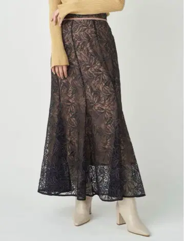 택 포함 새상품*리프 자수 머메이드 스커트