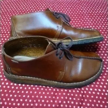 클락스 오리지널스 디저트 트렉 CLARKS 왈라비