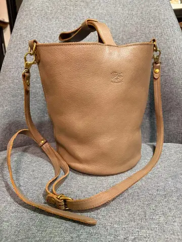 IL BISONTE 가죽 숄더백