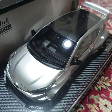 이그니션 모델 1/18 PANDEM GR YARIS IG2904