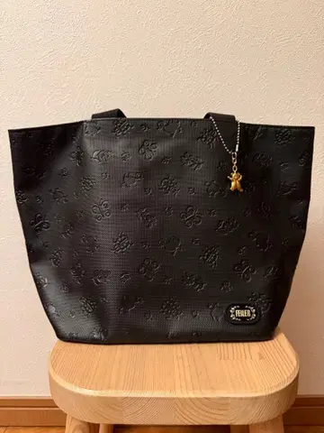 페이러 하이디 엠보싱 가죽 토트 백 HEEL-230015