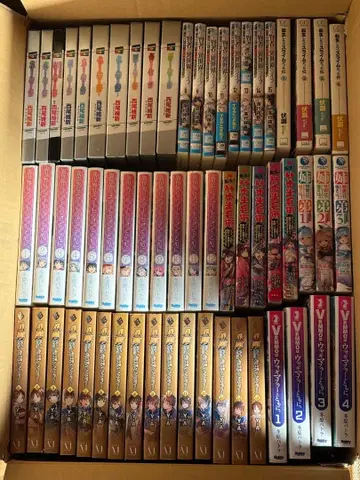 라이트 노벨 묶음 판매입니다.