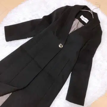 릴리 브라운 새상품급 체스터 코트 블랙 인기 완판 스타일업 고급 0