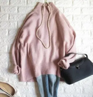 밴야드 스톰 고급 캐시미어 블렌드 오버 사이즈 하이넥 니트 핑크