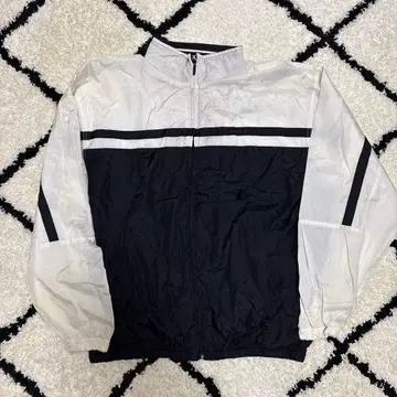 리복 만국기 택 나일론 자켓 화이트/블랙 스트라이프