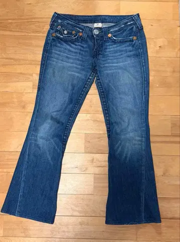 TRUE RELIGION - Thick Stitch Flare Denim