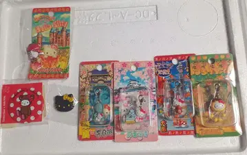 지역 한정 키티 4개 + 덤 3개