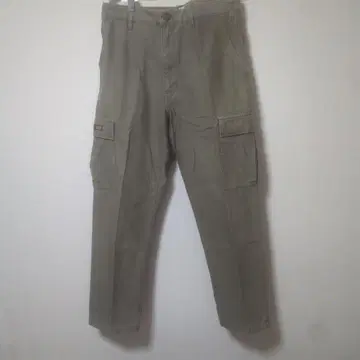 카고 팬츠 카키색 복수 포켓