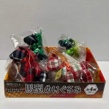 체크 무늬 봉제 인형 4체 세트