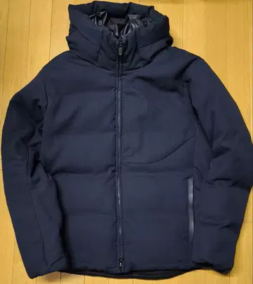 뷰티앤유스 코마츠 마테레 다운 자켓 L 사이즈 중고