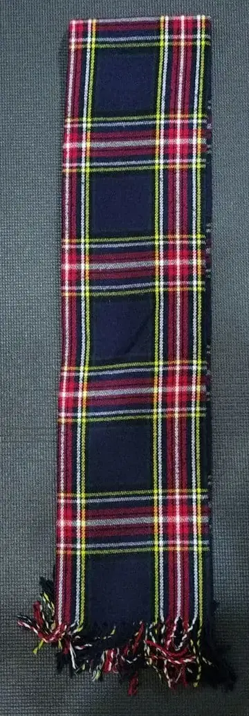 여성용 체크 무늬 머플러 네이비