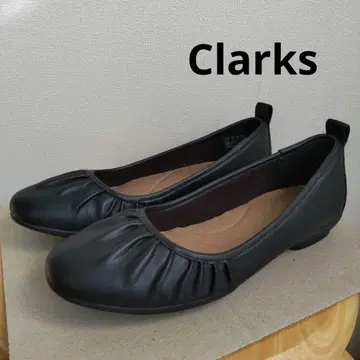 Clarks 플랫슈즈