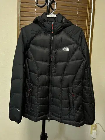 새상품급 더 노스페이스 SUMMIT 700 다운 자켓 여성용 M