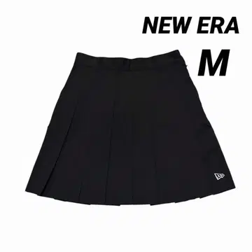 NEW ERA 플리츠 스커트 로고 자수 이너 팬츠 포함 블랙