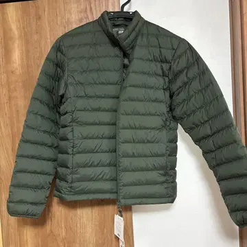 UNIQLO 올리브 다운 자켓 S