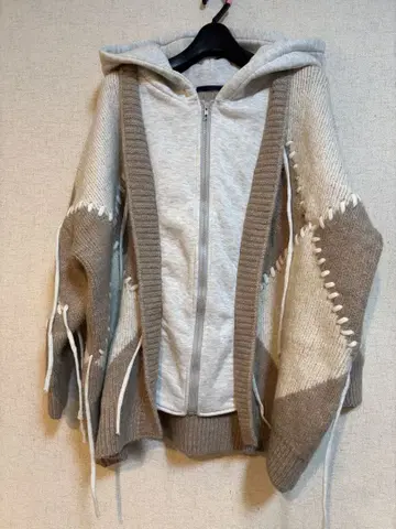 정가 14,300엔 폴린느 브로 파카 도킹 니트