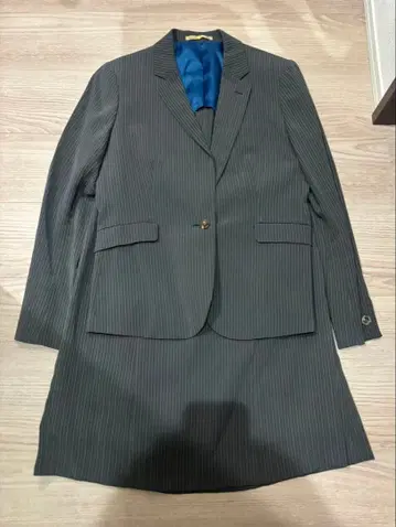 (13호) 오리히카 그레이 스트라이프 자켓 & 스커트 세트