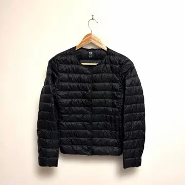 유니클로 울트라 라이트 다운 컴팩트 자켓 노카라 M 블랙