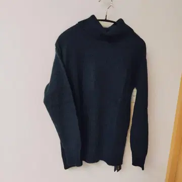 보쉬 아로마 캐시미어 100% 터틀넥 니트 S 사이즈