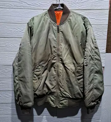 최종 가격 [빈티지] 올리브 그린 MA-1 자켓 L