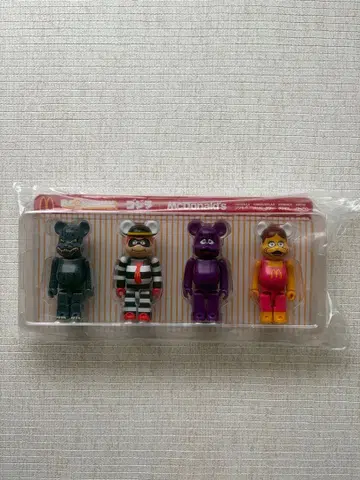 베어브릭 맥도날드 4체