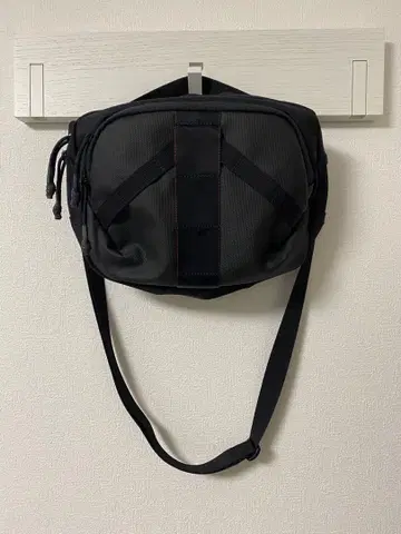 브리핑 숄더백 새상품급