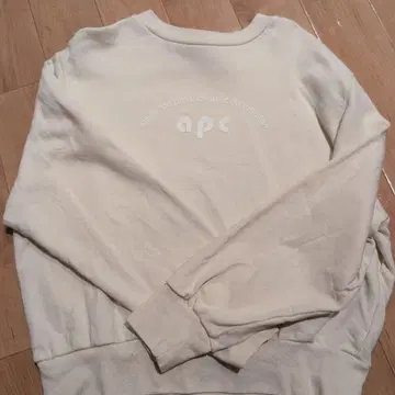 A.P.C. 여성용 로고 맨투맨