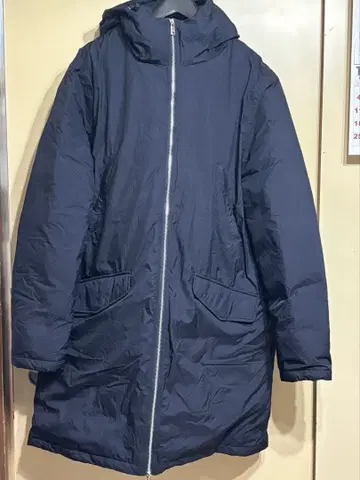 네이비 후드 부착 ELVINE 다운 자켓