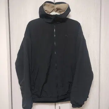 새상품급 PUMA (푸마) 플리스 리버서블 윈드브레이커 684104