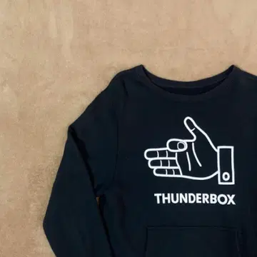 THUNDERBOX 핸드사인 맨투맨