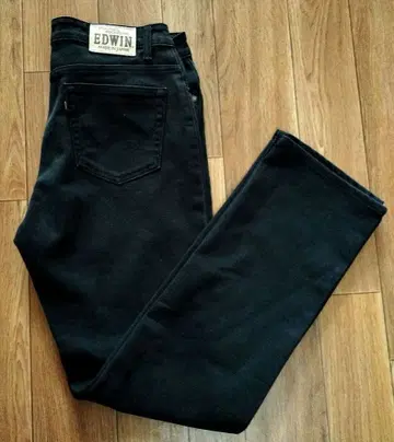 EDWIN 4004 블랙 데님 청바지 31인치