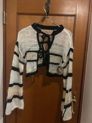 MAISON SPECIAL 크롭 니트 가디건