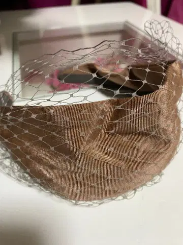 Jennifer Ouellette 튤 레이스 헤어밴드