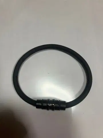 코란토츠테 팔찌